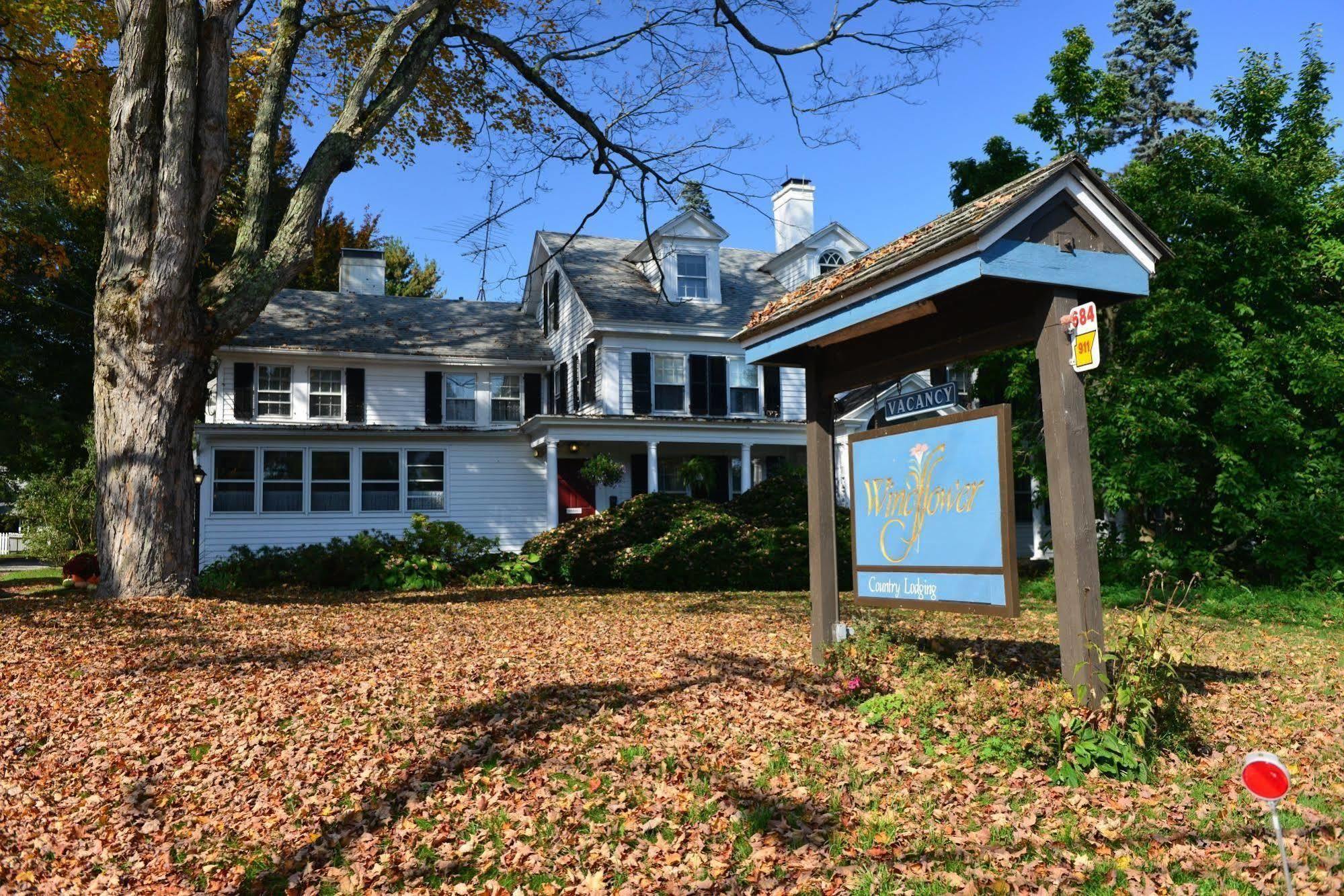 Windflower Inn Great Barrington Extérieur photo